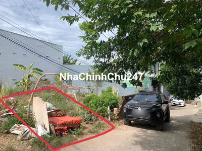 Tôi chính chủ cần bán lô đất 105,3m2. oto đậu trước nhà.