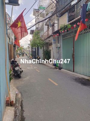 nhà đồng hành lâu năm nay bán lại